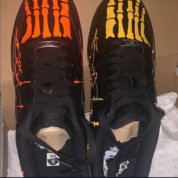 Custom Gnikes - Picture 2 of 5